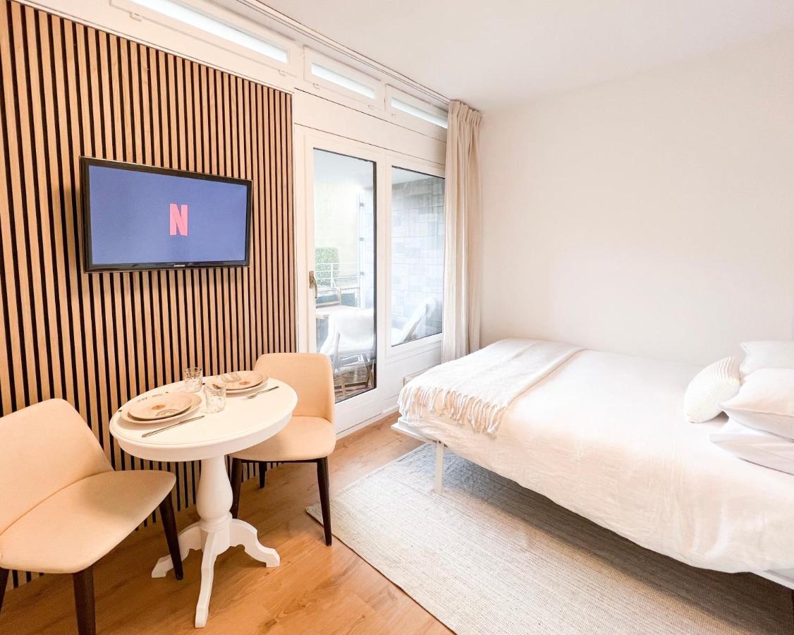 Muralto Bright Tiny Studio - Shared Pool & Sauna - Free Parking - Air Condition מראה חיצוני תמונה