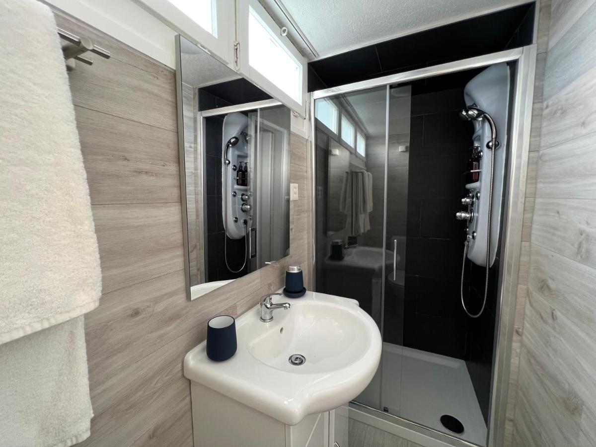 Muralto Bright Tiny Studio - Shared Pool & Sauna - Free Parking - Air Condition מראה חיצוני תמונה